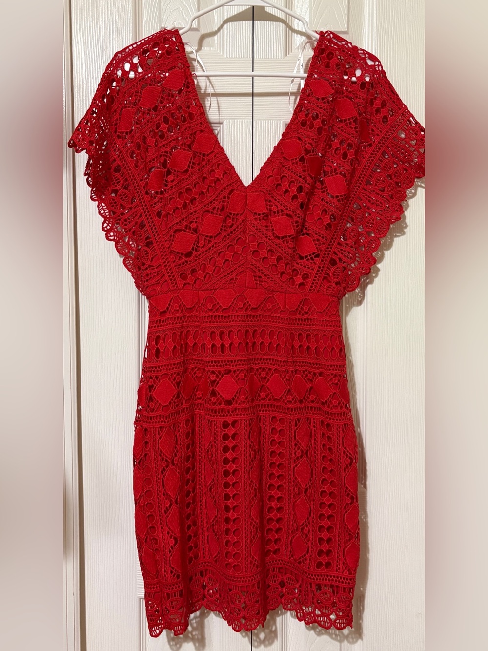 Lulu’s Small Lace Red Crochet Dolman Sleeves V Neck Back Rear Zip Lined Dress